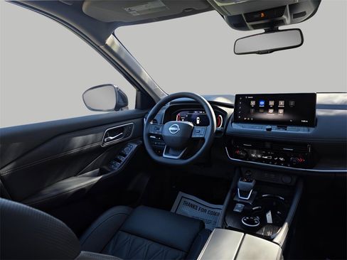 New 2026 Nissan Rogue Platinum image 12