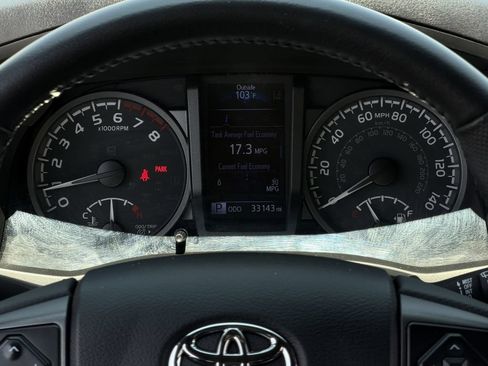 Used 2023 Toyota Tacoma TRD Off-Road w/ Technology Package AWD/4WD image 16