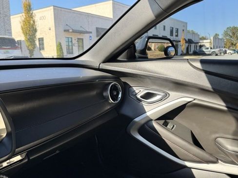 Used 2018 Chevrolet Camaro SS image 45