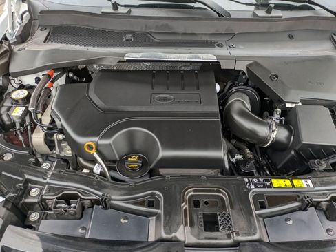 Used 2024 Land Rover Discovery Sport S image 21