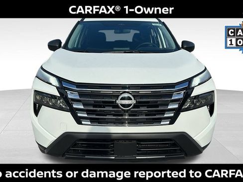 Certified 2025 Nissan Rogue S AWD/4WD image 2
