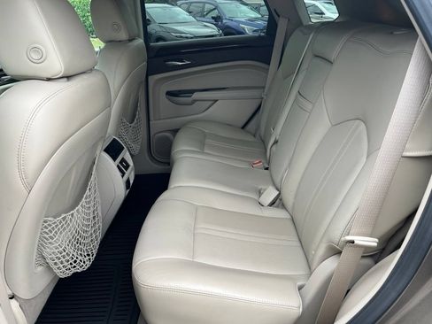 Used 2016 Cadillac SRX Luxury FWD image 12