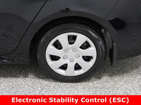 Used 2024 Toyota Corolla LE image 10