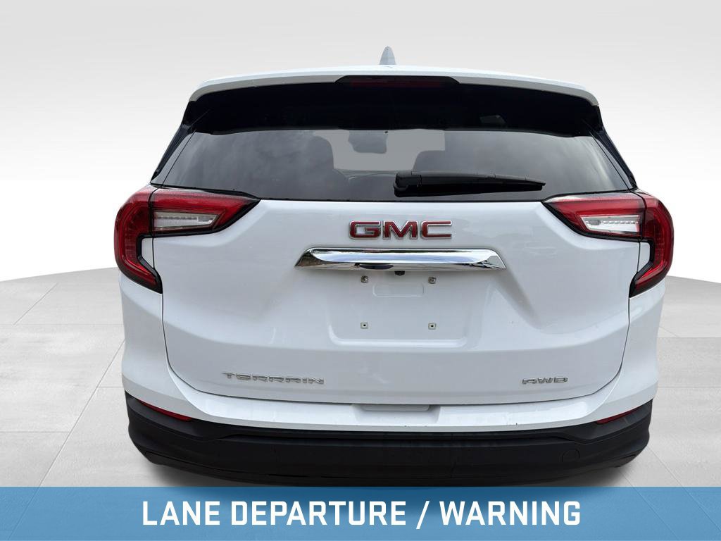 Used 2024 GMC Terrain SLE AWD/4WD image 14