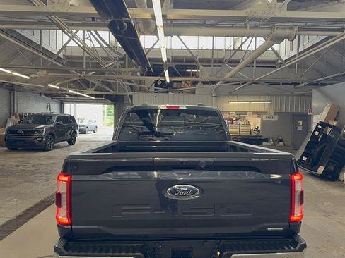 Used 2022 Ford F150 Lariat w/ Equipment Group 501A Mid AWD/4WD image 5