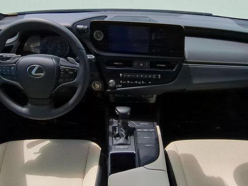 Used 2022 Lexus ES 350 w/ Premium Package FWD image 10