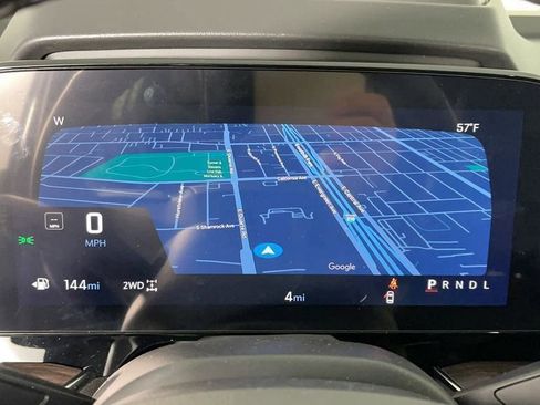 New 2025 Chevrolet Suburban Premier image 29