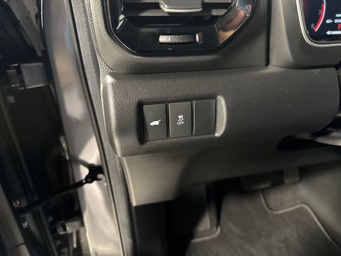 Used 2025 Honda Pilot EX-L image 17