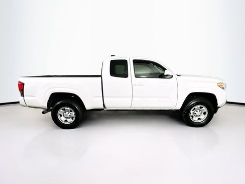 Used 2021 Toyota Tacoma SR w/ SR Convenience Package RWD image 10