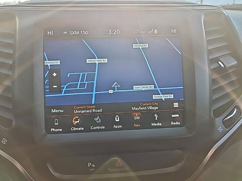 Used 2019 Jeep Cherokee Trailhawk w/ Comfort/Convenience Group image 33