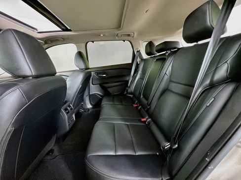 Used 2023 Nissan Rogue SL w/ SL Premium Package FWD image 32