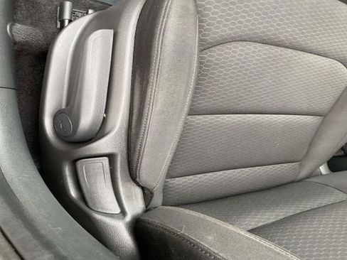 Used 2020 Hyundai Elantra SE w/ Cargo Package (C1) image 31