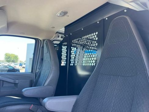 Used 2025 Chevrolet Express 2500 w/ Driver Convenience Package RWD image 10