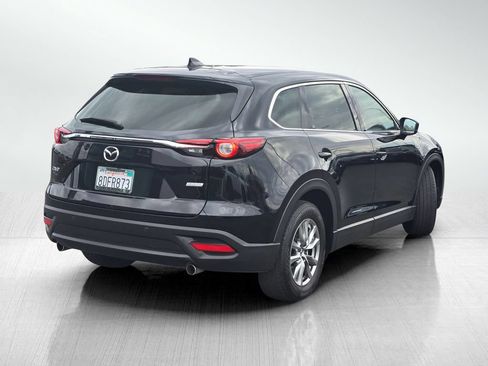 Used 2018 MAZDA CX-9 Touring w/ Touring Premium Package FWD image 4