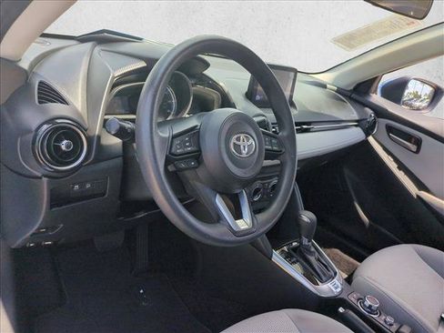 Certified 2019 Toyota Yaris LE FWD image 10