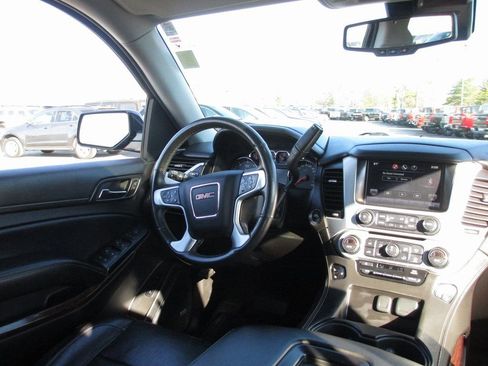 Used 2015 GMC Yukon SLT w/ Open Road Package image 26