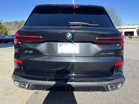 New 2026 BMW X5 xDrive50e w/ M Sport Package image 7