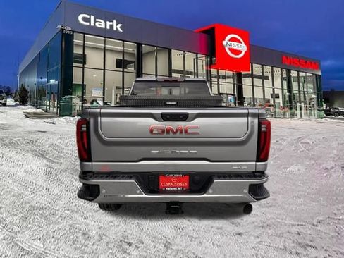 Used 2025 GMC Sierra 3500 SLT w/ SLT Premium Package image 6