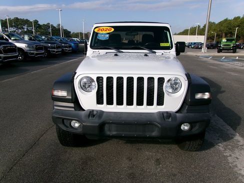 Used 2020 Jeep Gladiator Sport w/ Quick Order Package 24S image 6