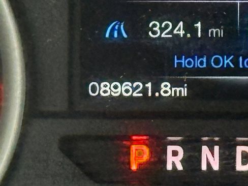 Used 2019 Ford F150 XLT w/ Equipment Group 302A Luxury AWD/4WD image 32