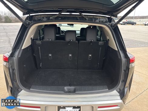 Used 2025 Nissan Pathfinder SL image 30