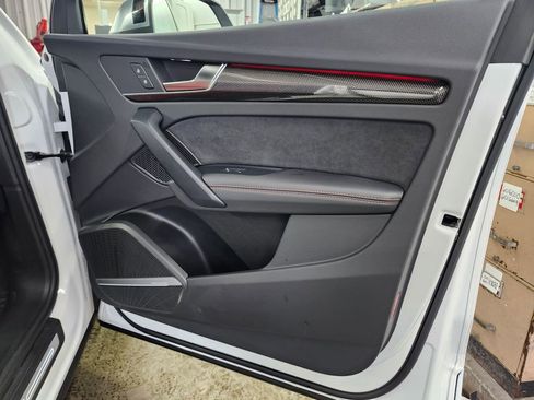 Certified 2025 Audi SQ5 Premium Plus w/ Premium Plus Package image 18