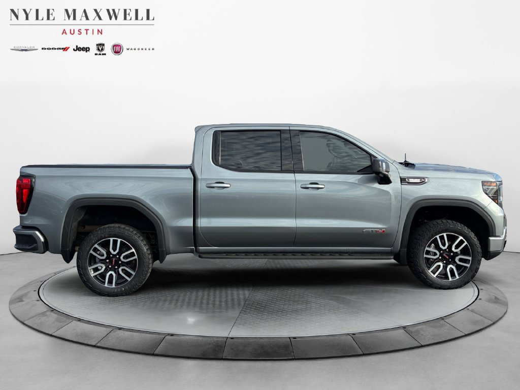 Used 2024 GMC Sierra 1500 AT4 w/ Technology Package AWD/4WD image 17