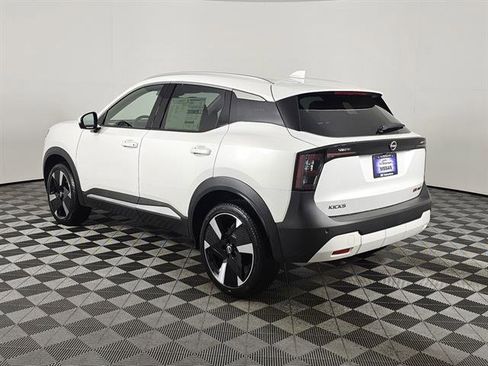 New 2025 Nissan Kicks SR w/ SR Premium Package image 7