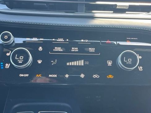 Certified 2026 INFINITI QX60 Sport AWD/4WD image 21