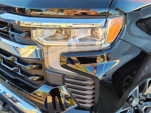 Used 2024 Chevrolet Silverado 1500 LT image 6