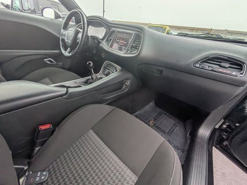 Certified 2022 Dodge Challenger R/T Scat Pack w/ Driver Convenience Group image 11