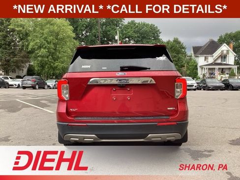 Used 2020 Ford Explorer XLT w/ Equipment Group 202A AWD/4WD image 6