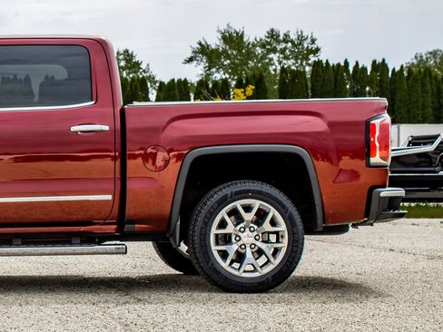 Used 2017 GMC Sierra 1500 SLT w/ SLT Premium Package AWD/4WD image 41