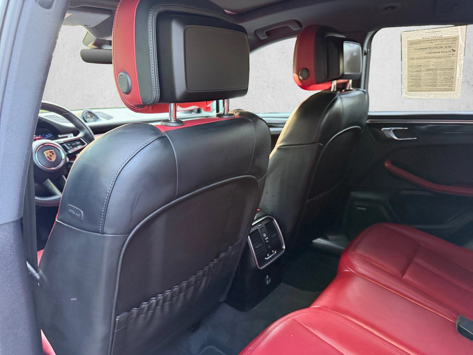 Used 2022 Porsche Macan S AWD/4WD image 19