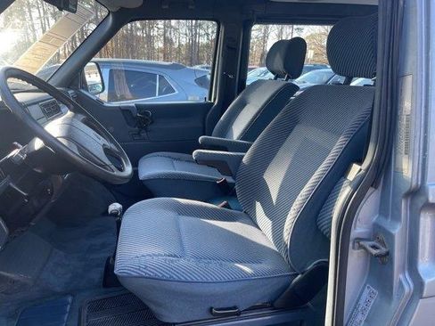Used 1993 Volkswagen Eurovan GL image 11