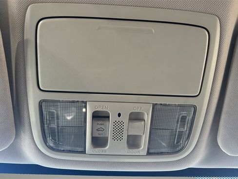 Used 2015 Honda CR-V EX image 27