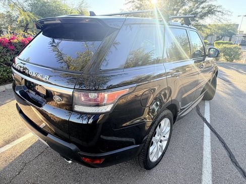 Used 2016 Land Rover Range Rover Sport HSE image 12