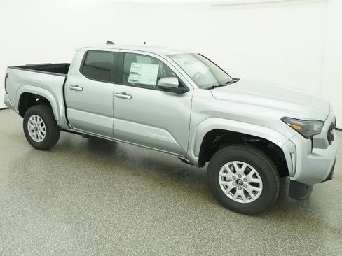 New 2026 Toyota Tacoma SR5 image 39