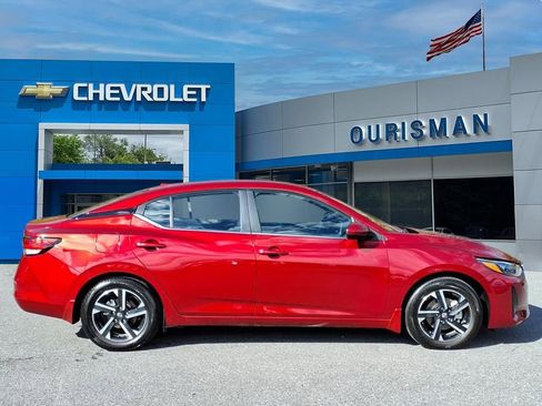 Used 2024 Nissan Sentra SV w/ All-Weather Package image 2