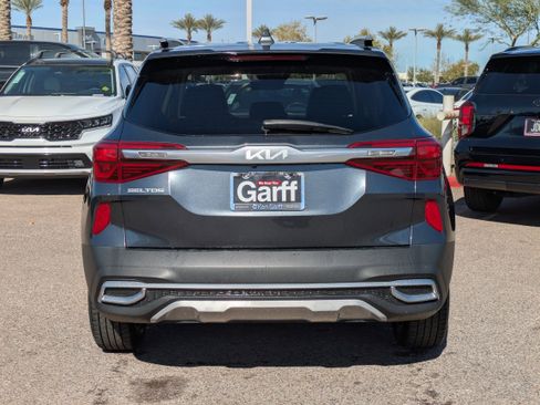 Used 2022 Kia Seltos S image 4