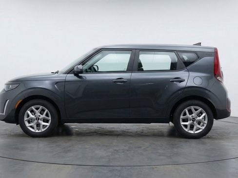 Used 2025 Kia Soul LX w/ LX Technology Package image 5