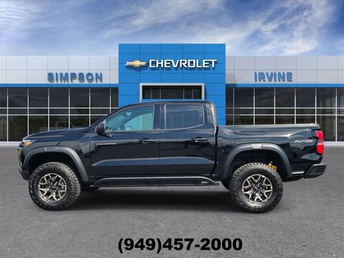 Used 2025 Chevrolet Colorado ZR2 AWD/4WD image 5