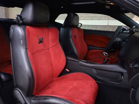 Used 2019 Dodge Challenger R/T Scat Pack w/ Plus Package RWD image 28