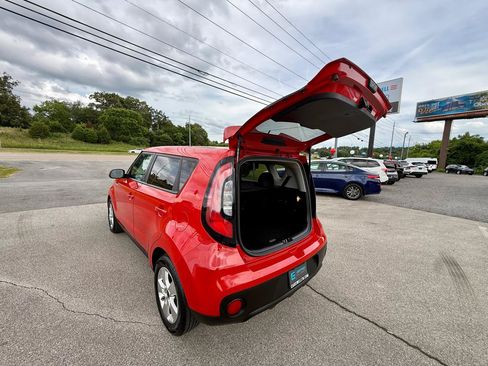 Used 2019 Kia Soul FWD image 32