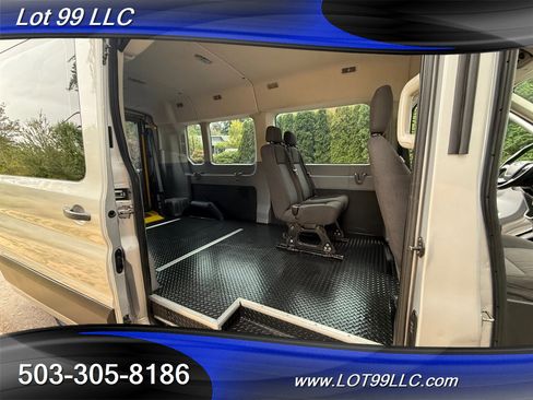 Used 2015 Ford Transit 350 XL image 50