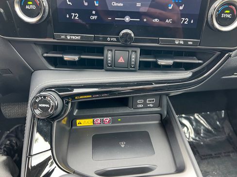 Used 2023 Lexus NX 350 AWD image 43