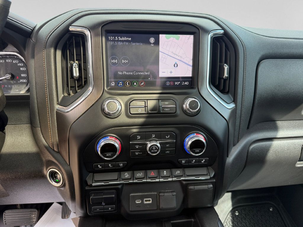 Used 2022 GMC Sierra 1500 AT4 w/ AT4 Preferred Package AWD/4WD image 24