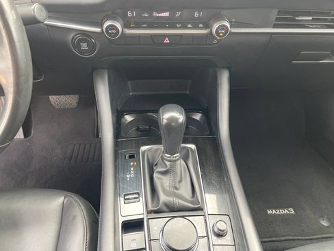 Used 2024 MAZDA MAZDA3 s FWD image 12