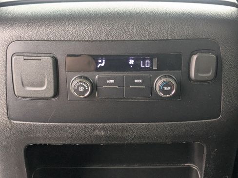 Used 2019 Chevrolet Tahoe LT image 14