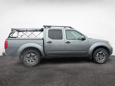 Used 2020 Nissan Frontier PRO-4X w/ Pro-4x Utility Package image 6